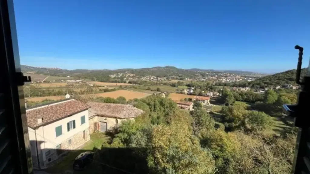 Balcone - Restored Apartment in Castle Walls, Macereto