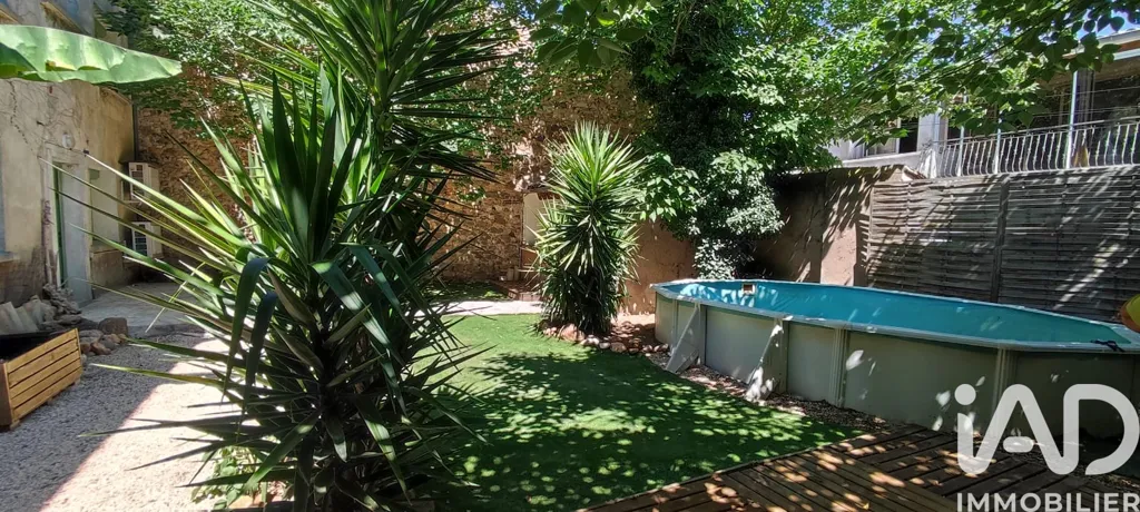 Piscine - Maison de Caractère avec Piscine à Adissan