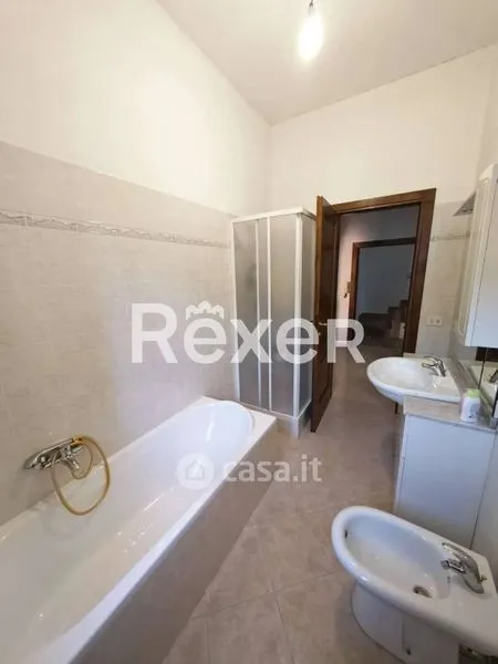 Vannitoad - Independent House with Garden in Raiano