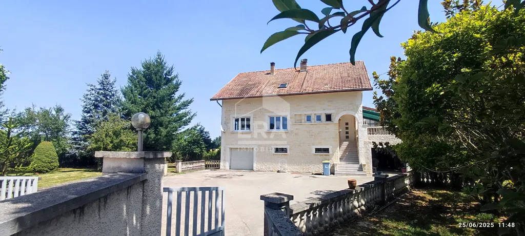 Extérieur - Maison Familiale avec Grand Jardin à Bans