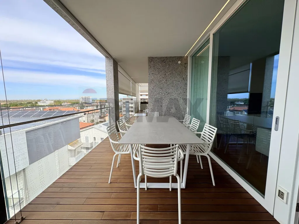 Rõdu - Attic with Pool in Central Jesolo