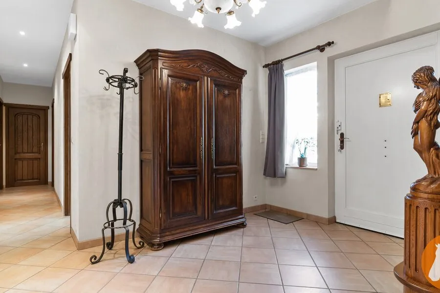 Esik - Equestrian Facility with Villa in Mechelen
