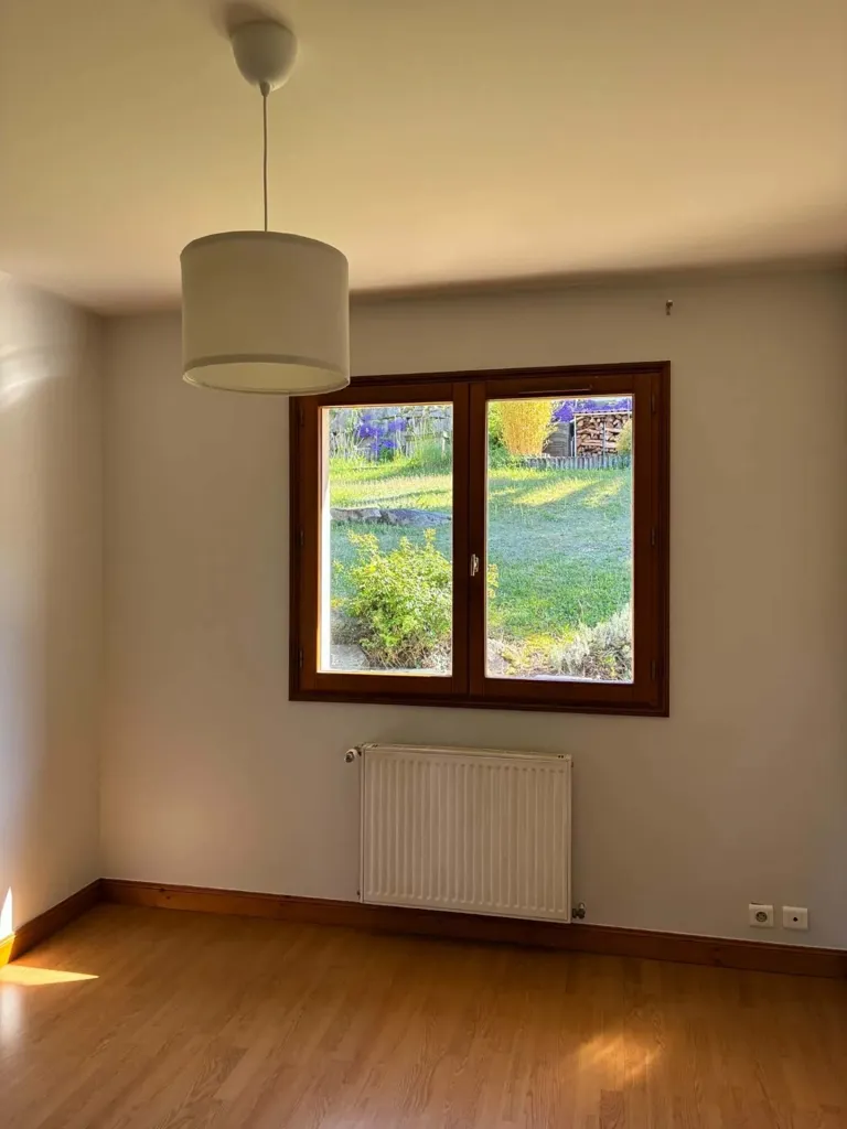 Toad - Light-Filled House with Garden in Durtol Montchany