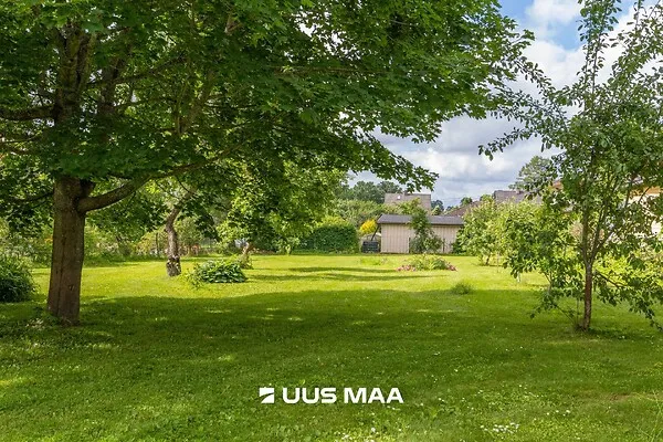 Garden - Traditional Cottage with Garden in Valga