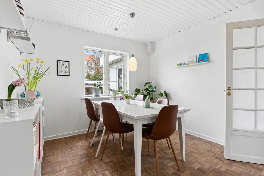 Salle à manger - Charming Villa with Garden in Ramløse
