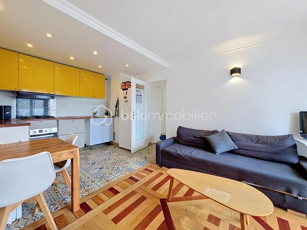 Séjour - Appartement Rénové avec Parking au Blanc-Mesnil