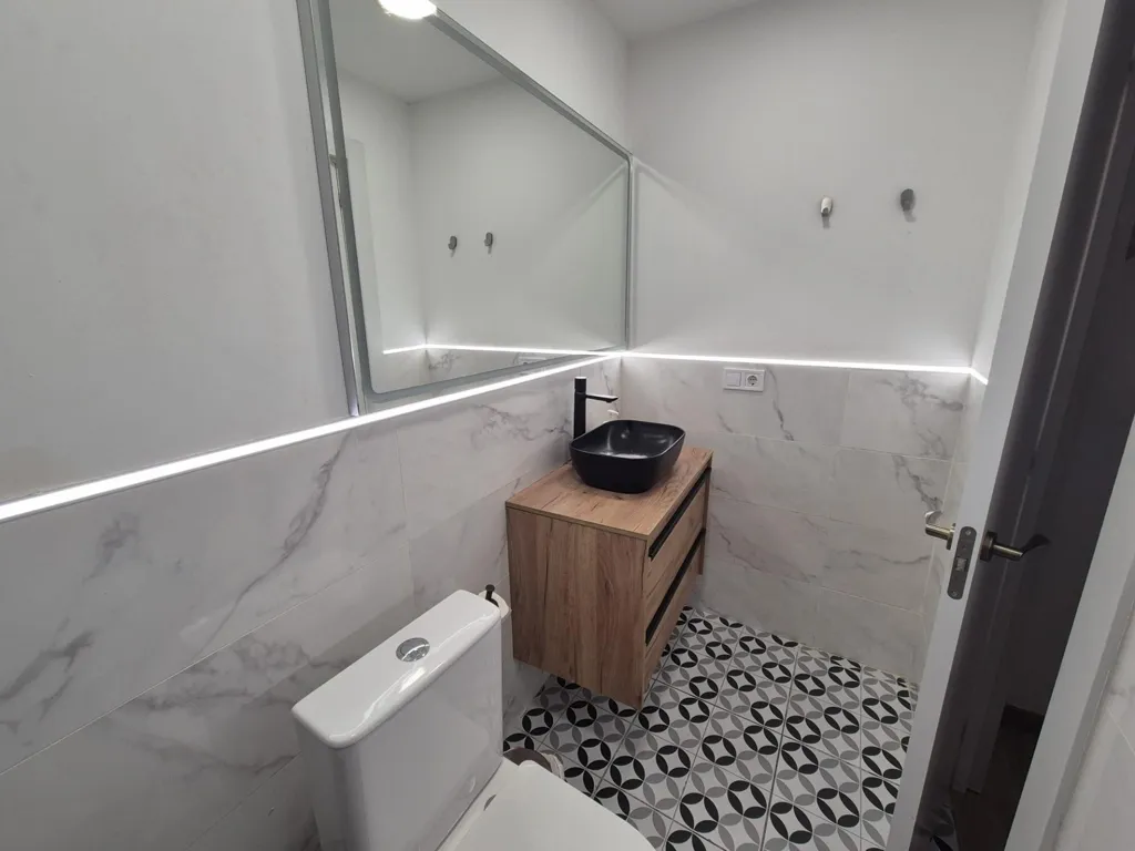 Salles de bain - Converted Flat with 3 Studios in San Blas
