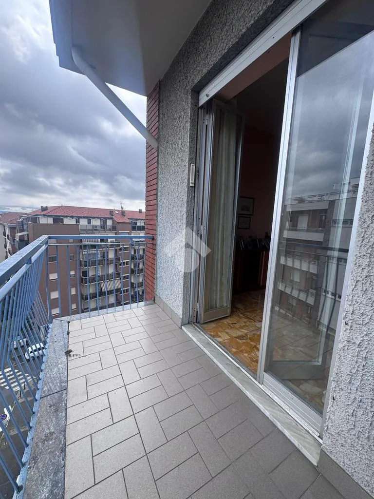 Balcon - Top-Floor Apartment with Panoramic View in Rivoli