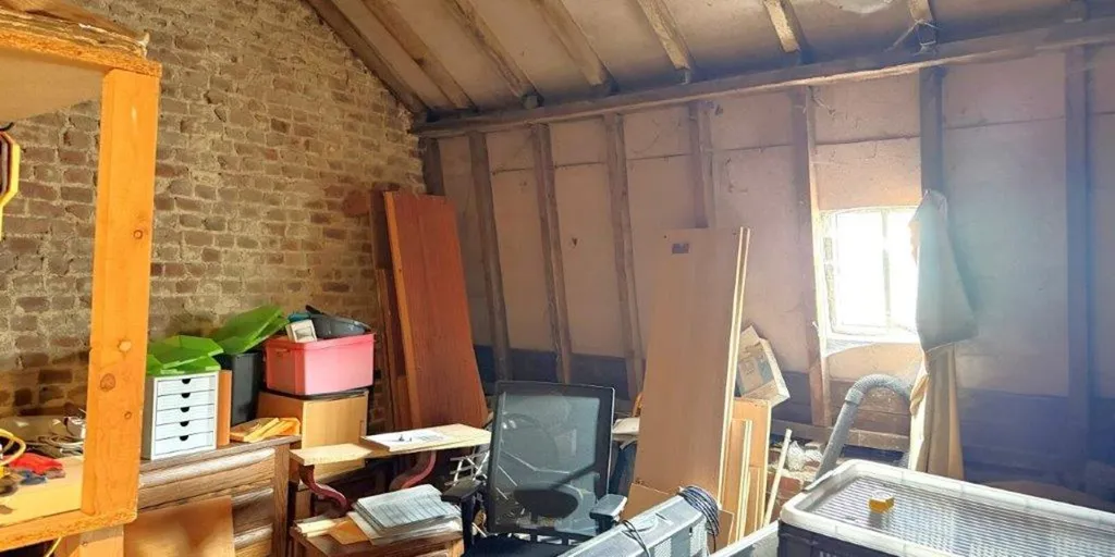 Pièces - Maison à Renover avec 3 Chambres au Centre de Wervik