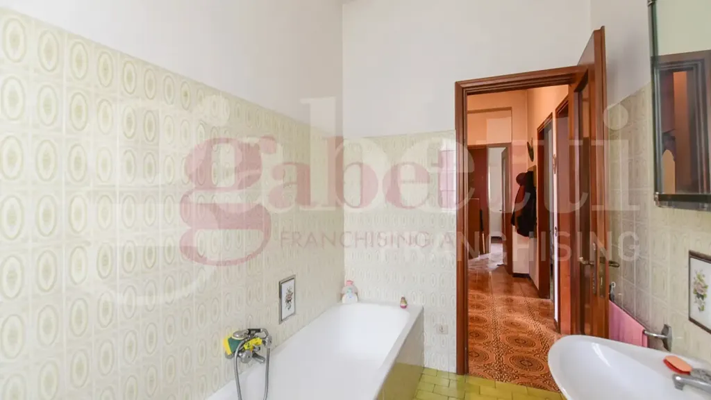 Vannitoad - Villa with Garden in Cantù