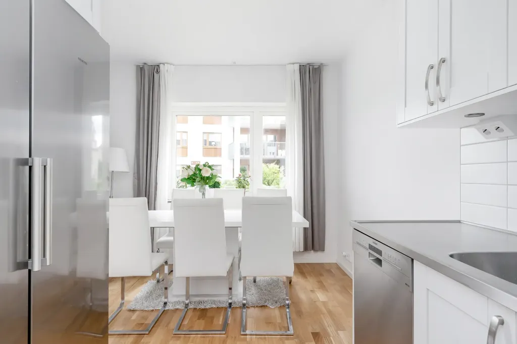 Köök - Modern Flat with South-West Terrace in Norrköping