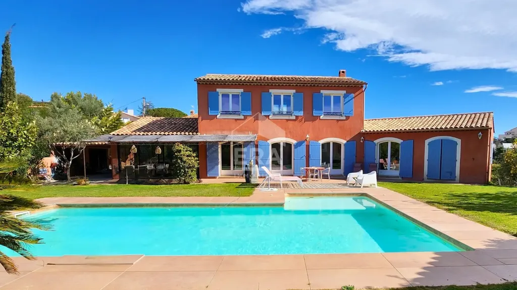 Piscina - Villa with Pool and Hill Views in Cagnes-sur-Mer