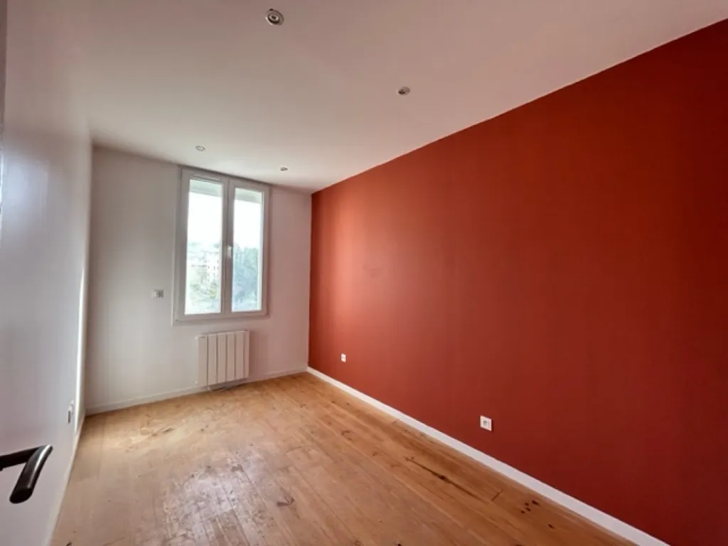 Pièces - Maison en Colombage Rénovée à Elbeuf