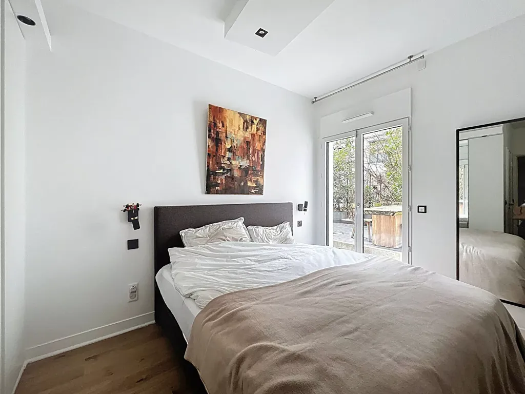 Chambres - Appartement Rez-de-Jardin avec Jardin à Suresnes