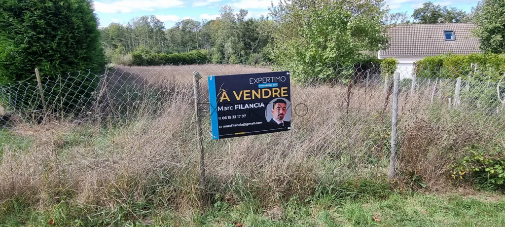 Aed - Constructible Plot with Garden Near Breteuil