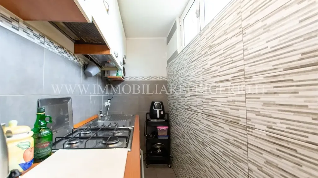 Cuisine - Rustic Trilocale with Double Garage in Pontida