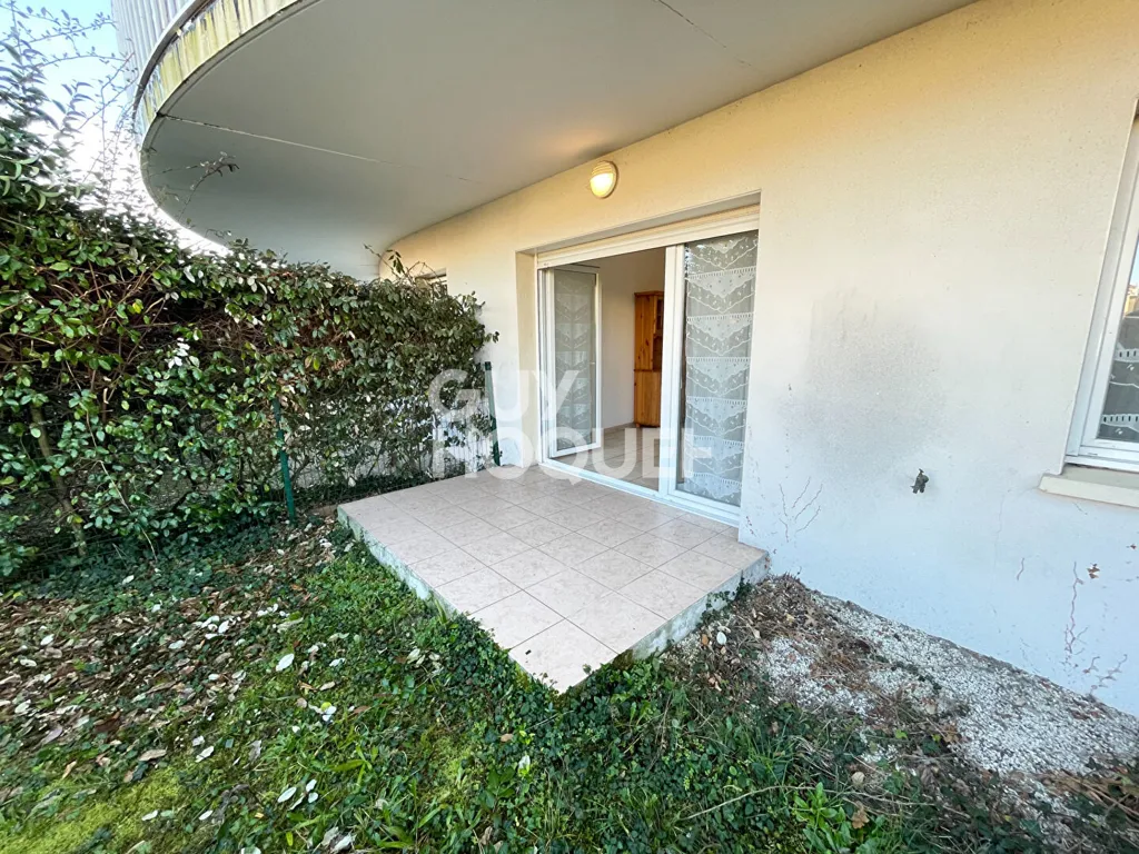 Terrasse - Appartement T2 avec Jardinet à Parentis-en-Born