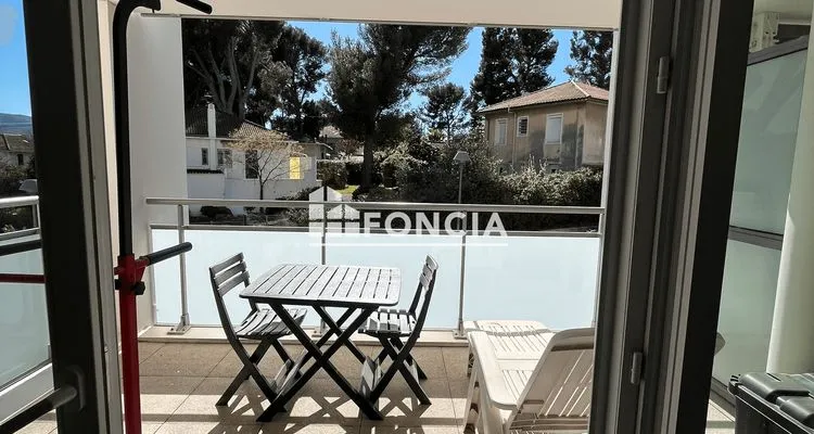 Balcon - Appartement Ensoleillé avec Terrasse à Marseille