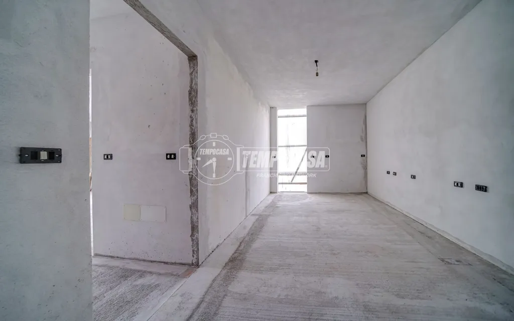 hallway_entrance
