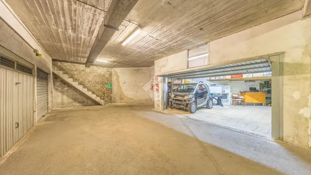 Garage - Apartment with Balconies in La Rustica, Rome