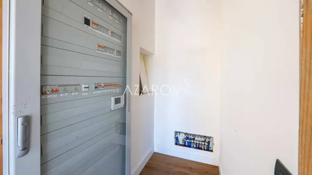 Esik - New Villa with Sea View in Sanremo
