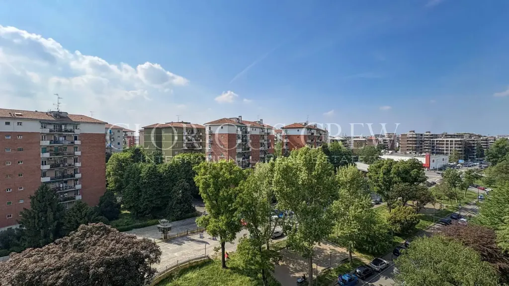 Jardin - Bright 2-Bedroom Apartment with Balcony in Milan