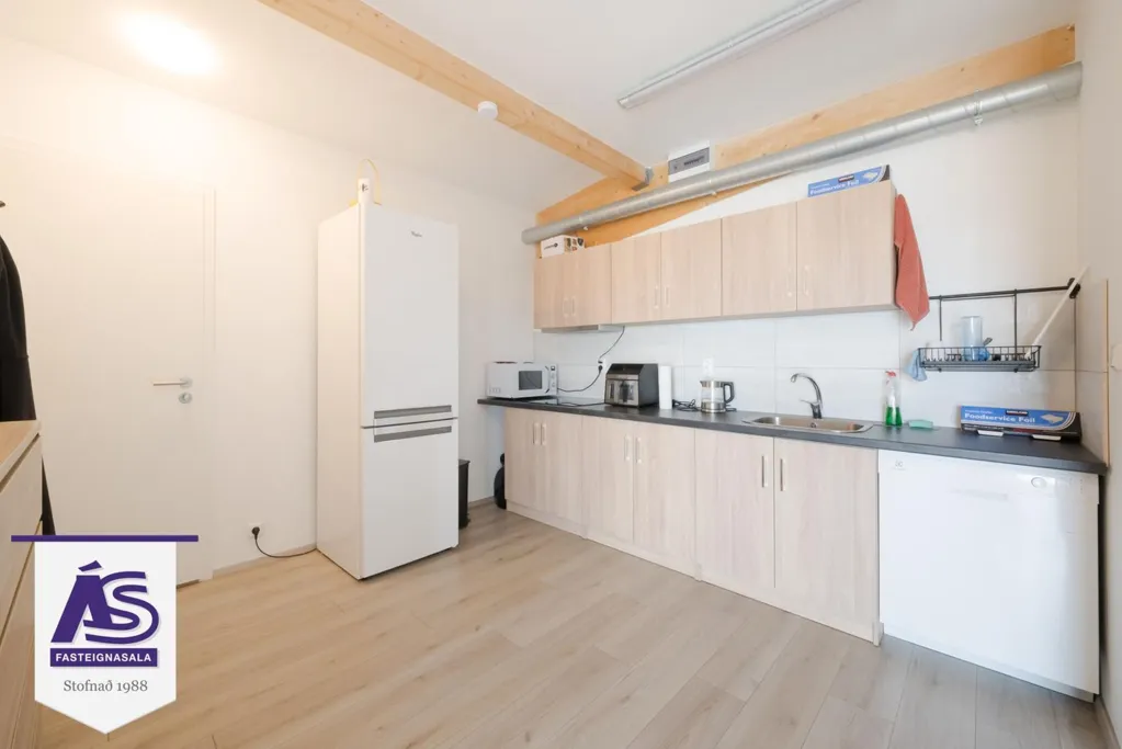 Köök - Industrial Unit with Loft in Hafnarfjörður