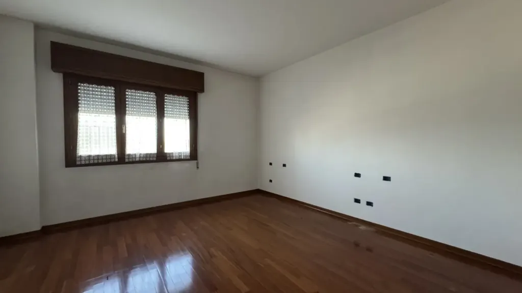 other_room