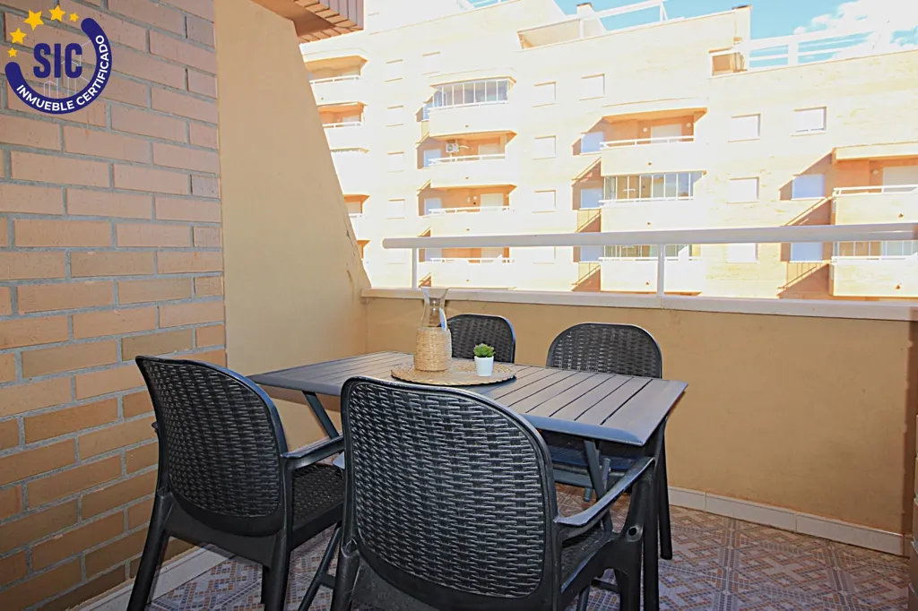 Rõdu - Beachfront Apartment with Sea View in Marina D'Or