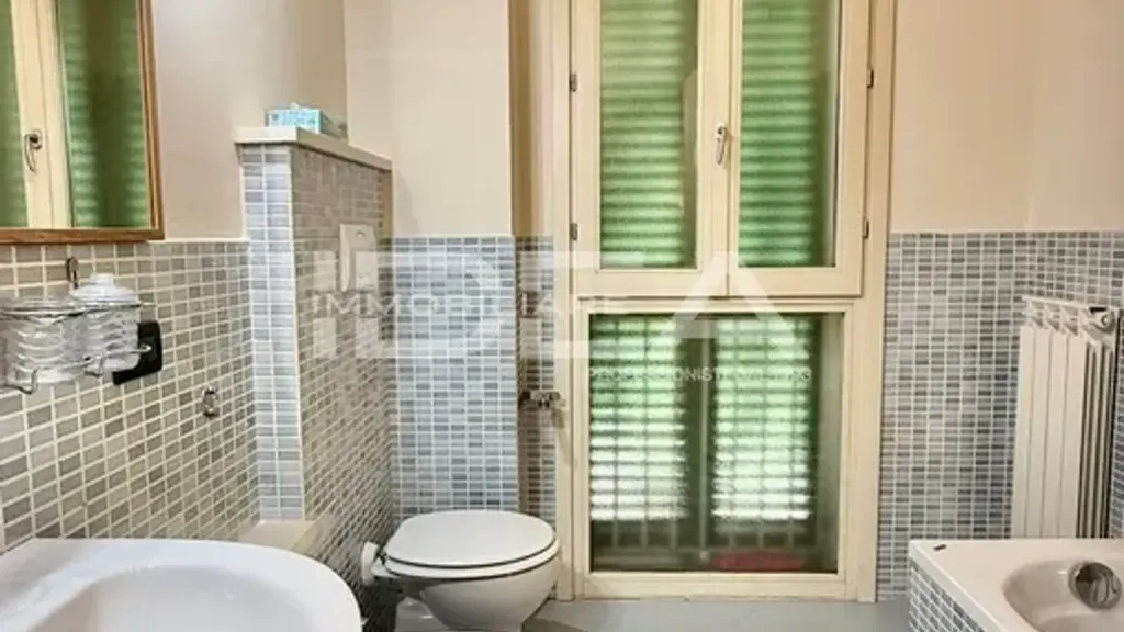 Bathrooms - Contemporary Villa with Balconies in Lucca
