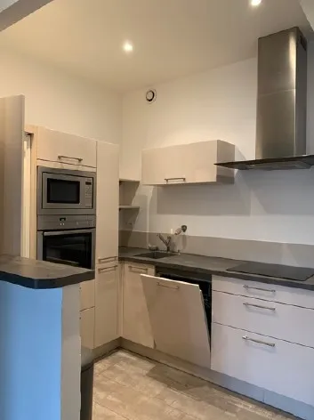 Cuisine - Appartement Meublé en Hyper Centre-ville à Rennes