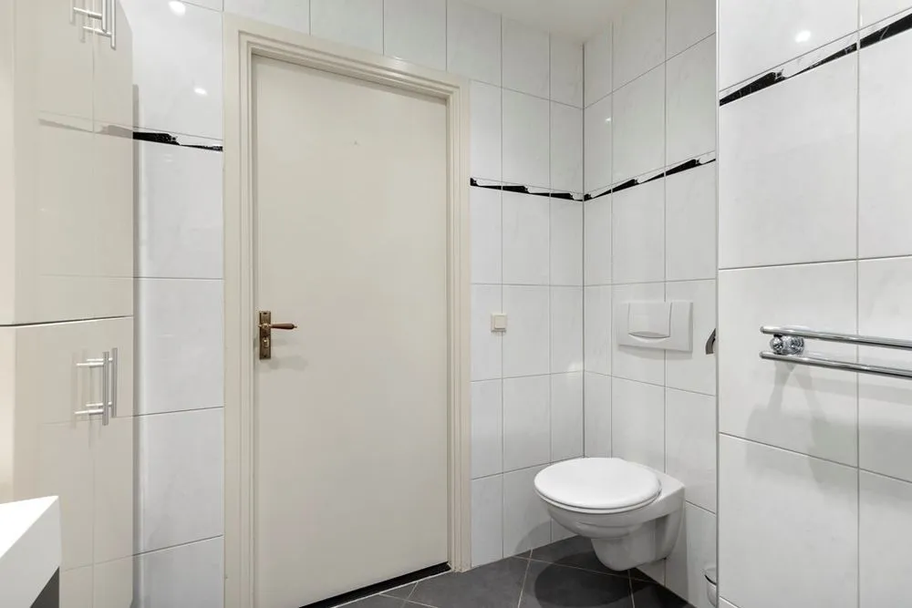 Bagni - 3-Bedroom Flat with South Balcony in Gorinchem