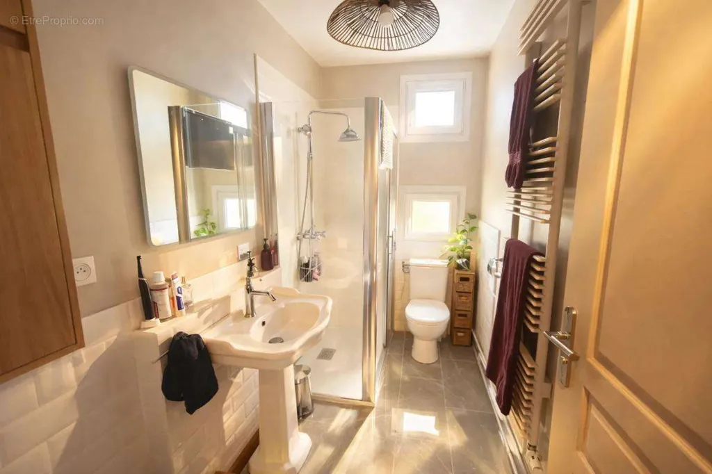 Vannitoad - Charming Townhouse with Garden in Sèvremoine