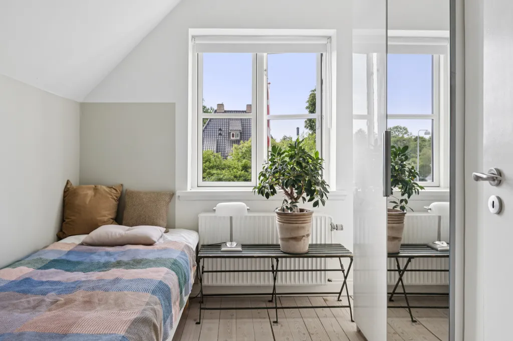 Chambres - Classical Villa with Architect-Designed Garden in Odense