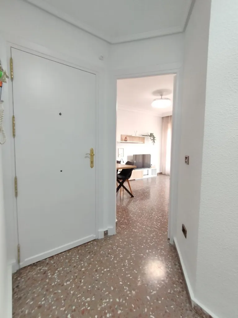 hallway_entrance