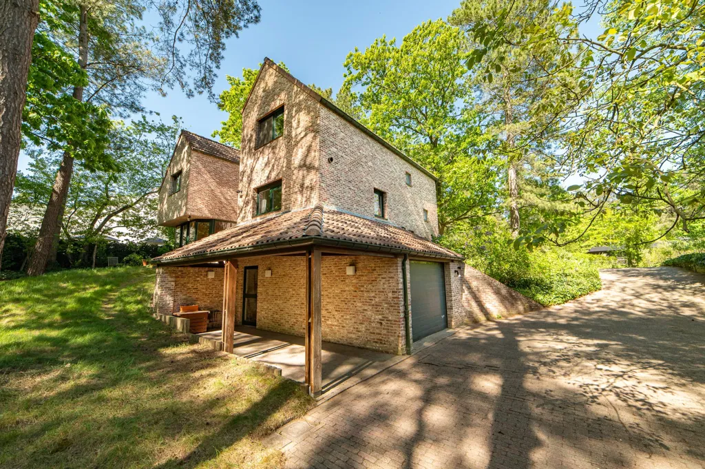 Välivaade - Villa with Woodland View in Lichtaart