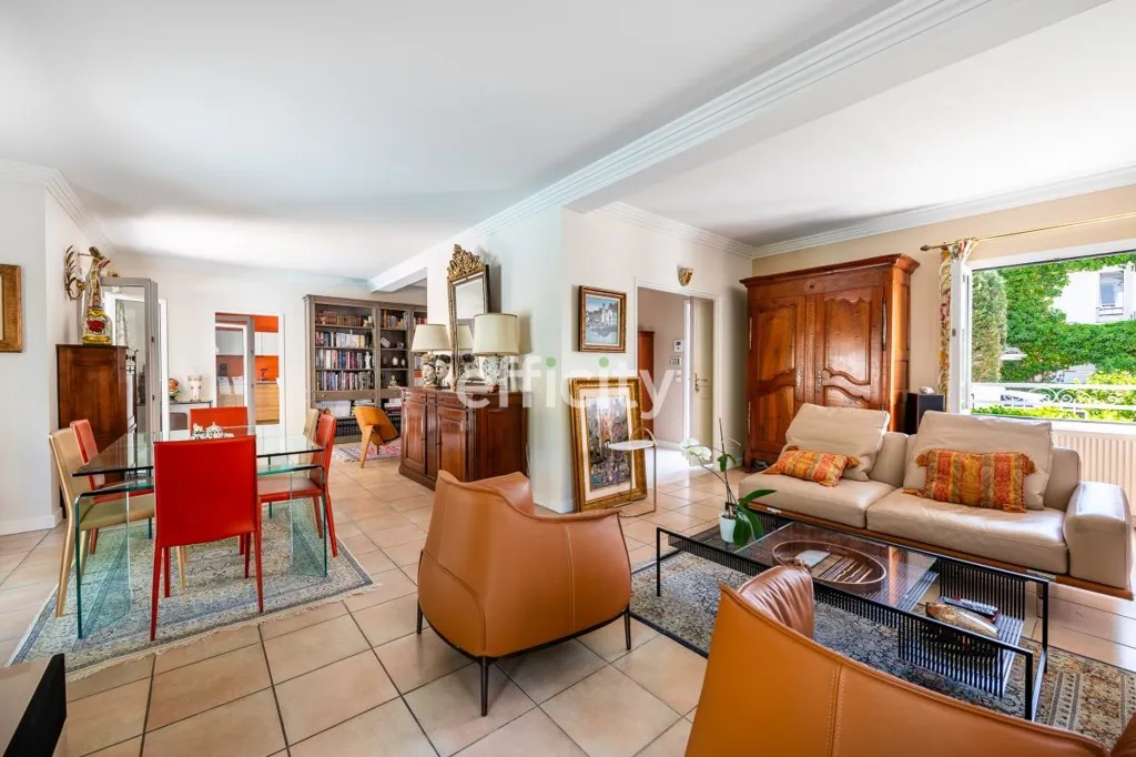Elutuba - House with Pool in Saint Rambert le Haut