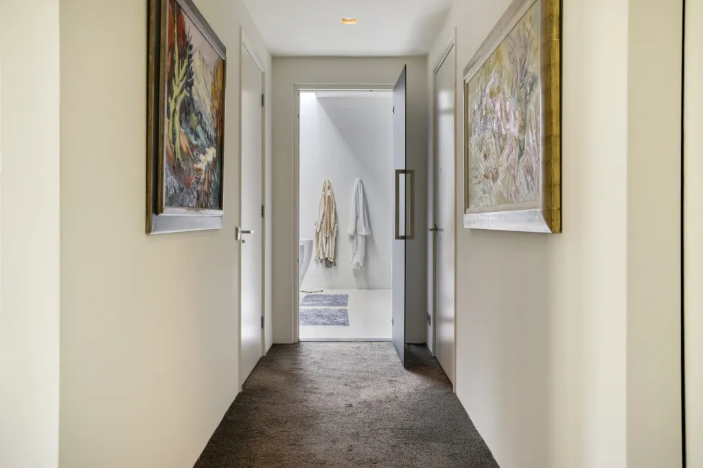 Entrée - Dual Living Villa with Spa in Borne