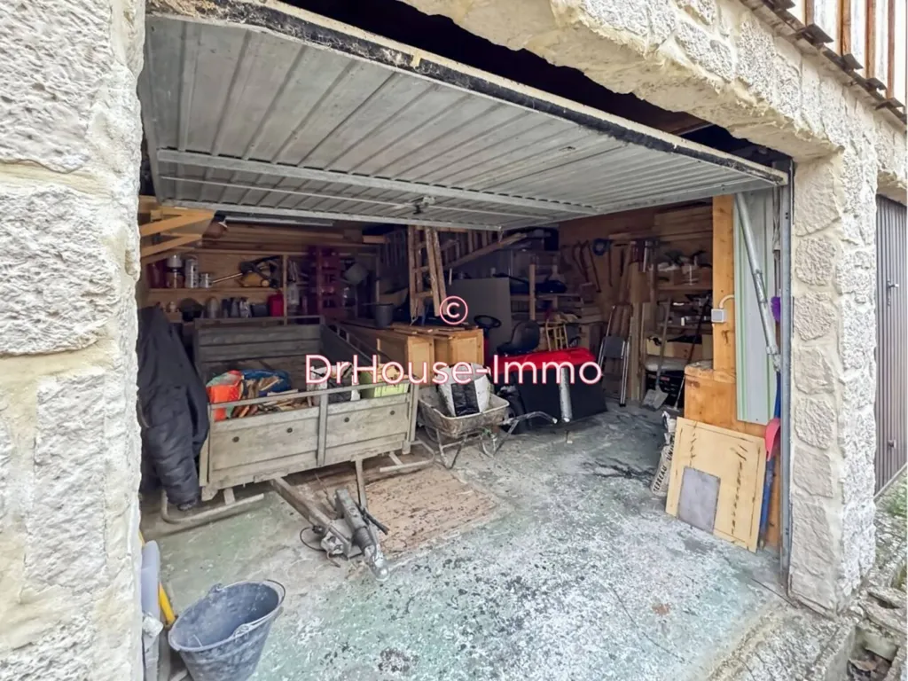Garage - Maison Briarde avec Dépendance et Double Garage à La Chapelle-Saint-Sulpice