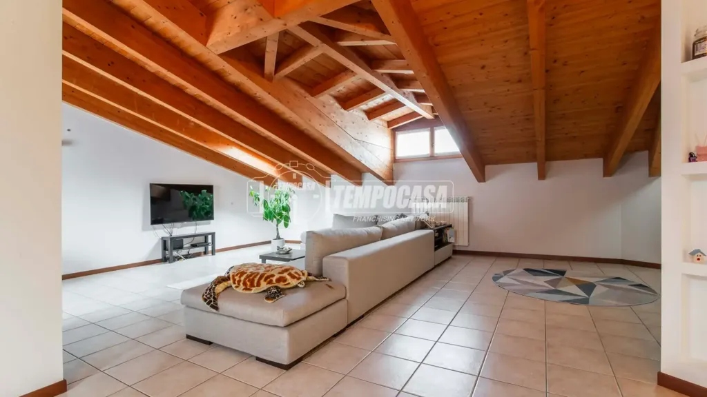 Séjour - Appartement 3 pièces à IT