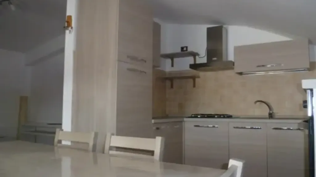 Köök - Mansarded Apartment with Panoramic View in Lanciano