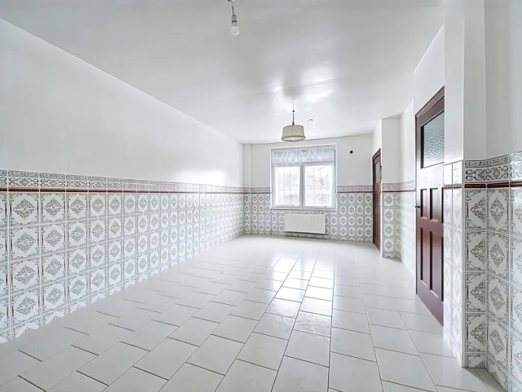 hallway_entrance