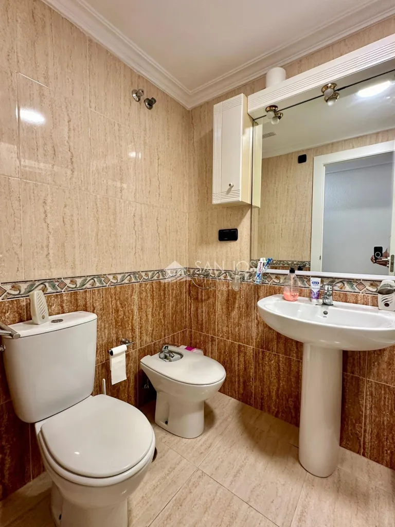 Bathrooms - Seafront Apartment with Balcony in Torrevieja