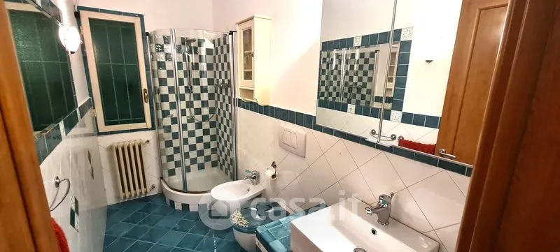 Salles de bain - Rustic Penthouse with South Terrace in Camogli