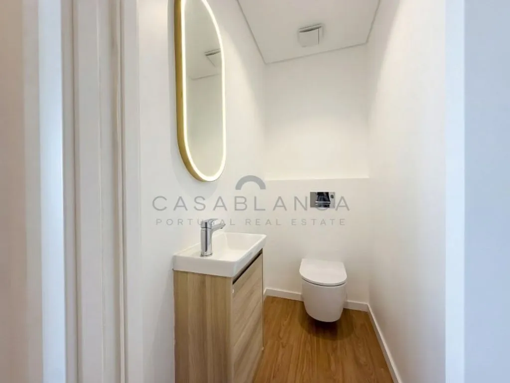 Vannitoad - Luxury 2-Bedroom Apartment in Cascais Centre