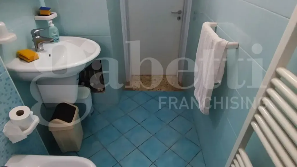 Bathrooms - Independent House with Garden in Ugento