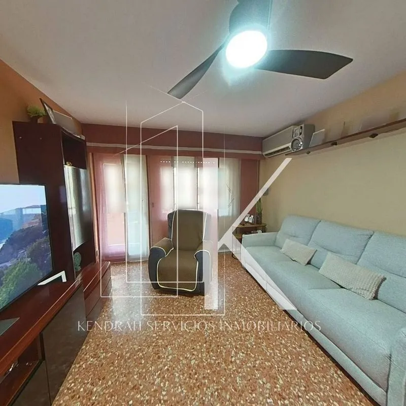 Séjour - Apartment with Balcony in L'Hort de Senabre