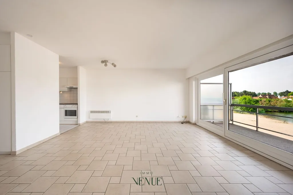 Wohnzimmer - Bright Apartment with Terrace in Duinbergen