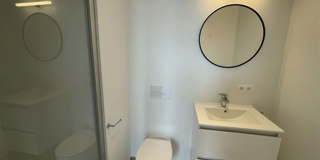 Salles de bain - Appartement Central avec Terrasse à Anvers