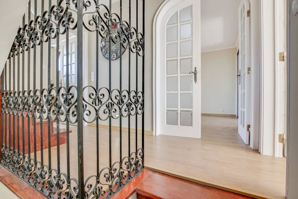 Pièces - 4 Bedroom Duplex with Sea View in Cascais